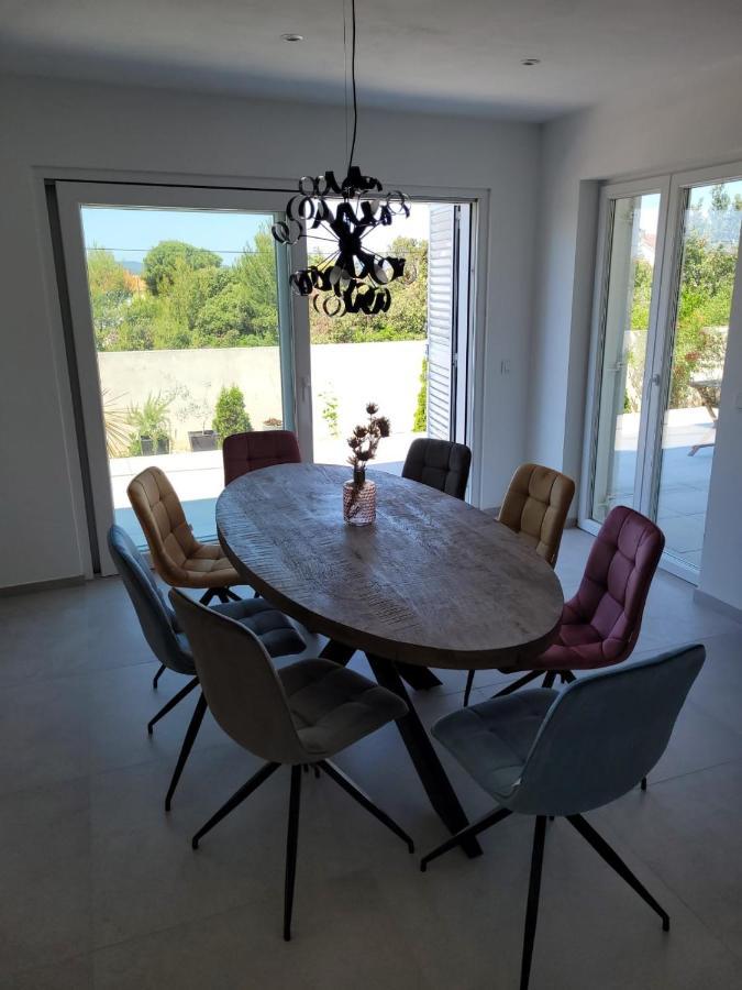 شقة Haus Dalmatia With Heated Pool بيبينيا المظهر الخارجي الصورة