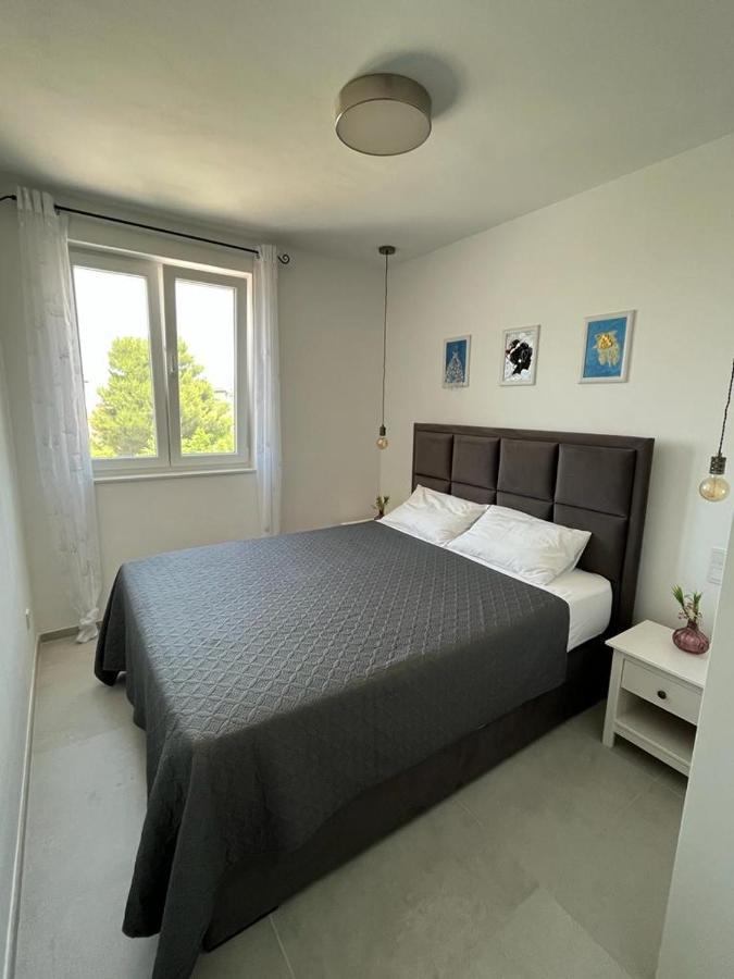 شقة Haus Dalmatia With Heated Pool بيبينيا المظهر الخارجي الصورة