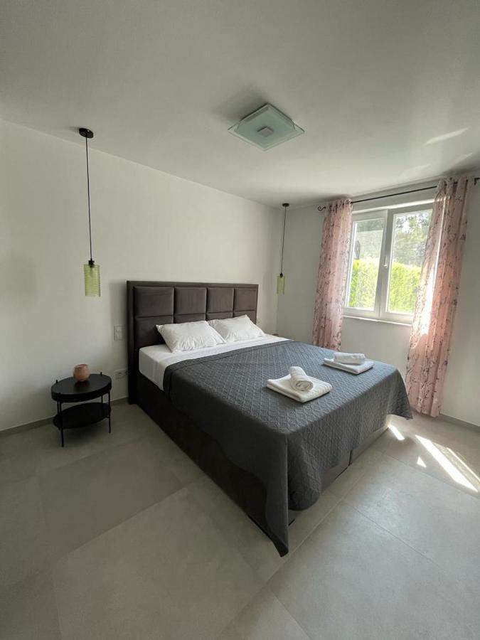 شقة Haus Dalmatia With Heated Pool بيبينيا المظهر الخارجي الصورة