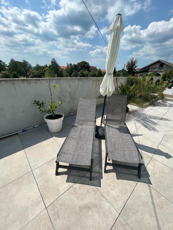 شقة Haus Dalmatia With Heated Pool بيبينيا المظهر الخارجي الصورة